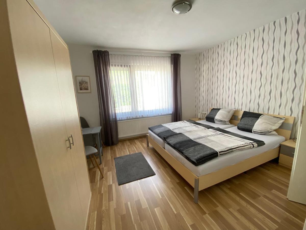Ferienwohnung Metzen Burg  Exterior photo